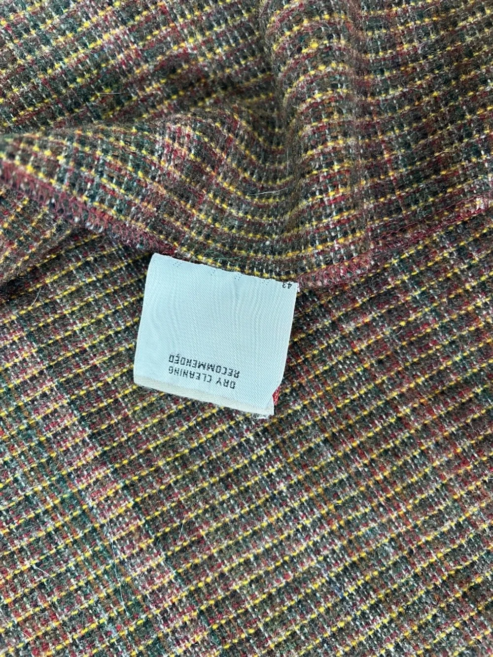 Woolrich vintage 80s 90s wool stripe twin blanket green yellow red cabin lake